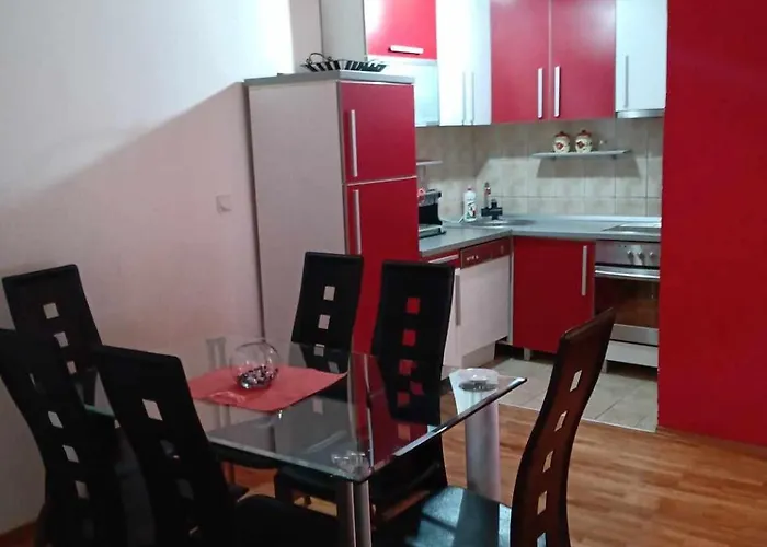 Fis Apartment